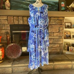 NWT Chelsea Rose Santorini Floral Sz 18